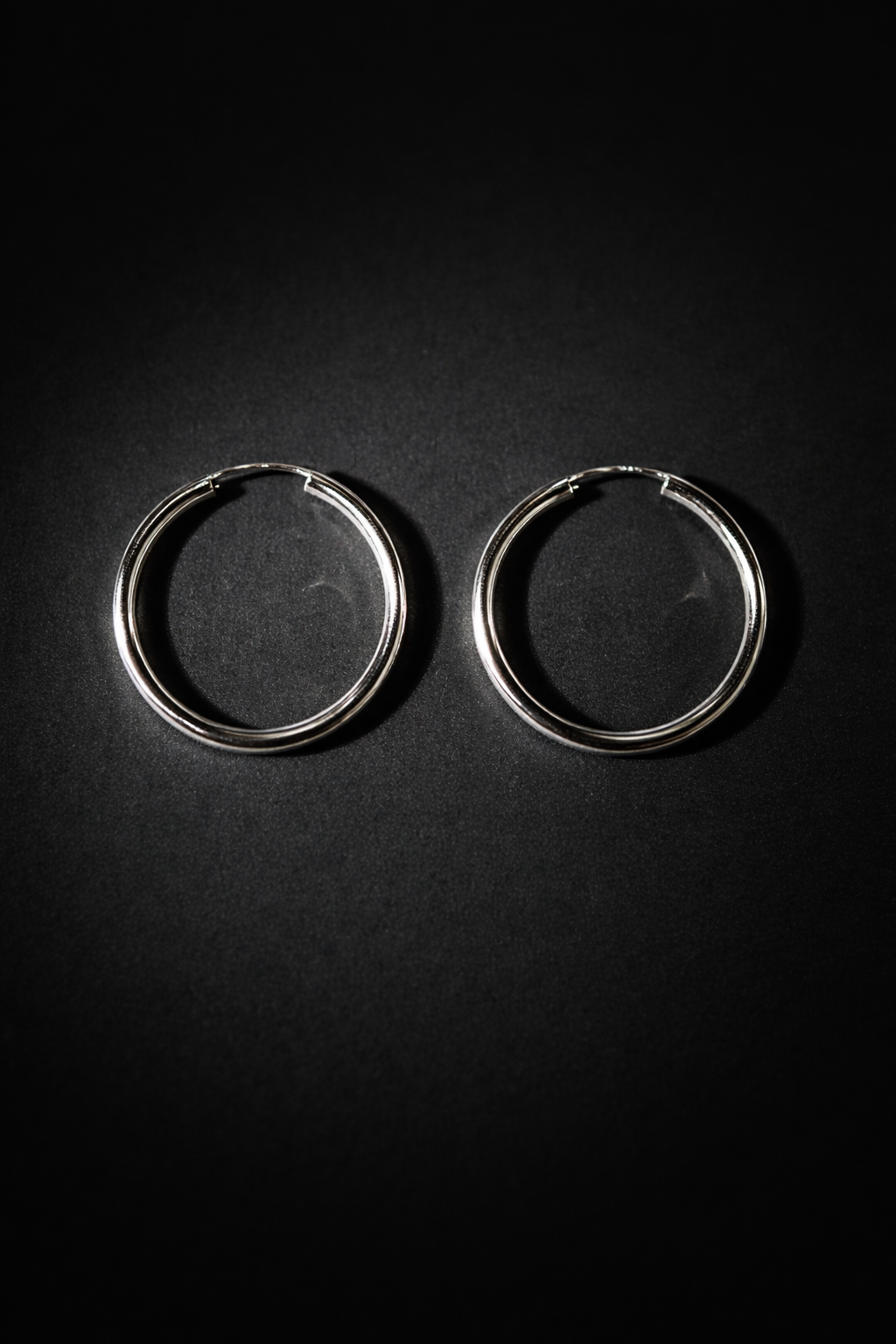 Hollow tube hoops.